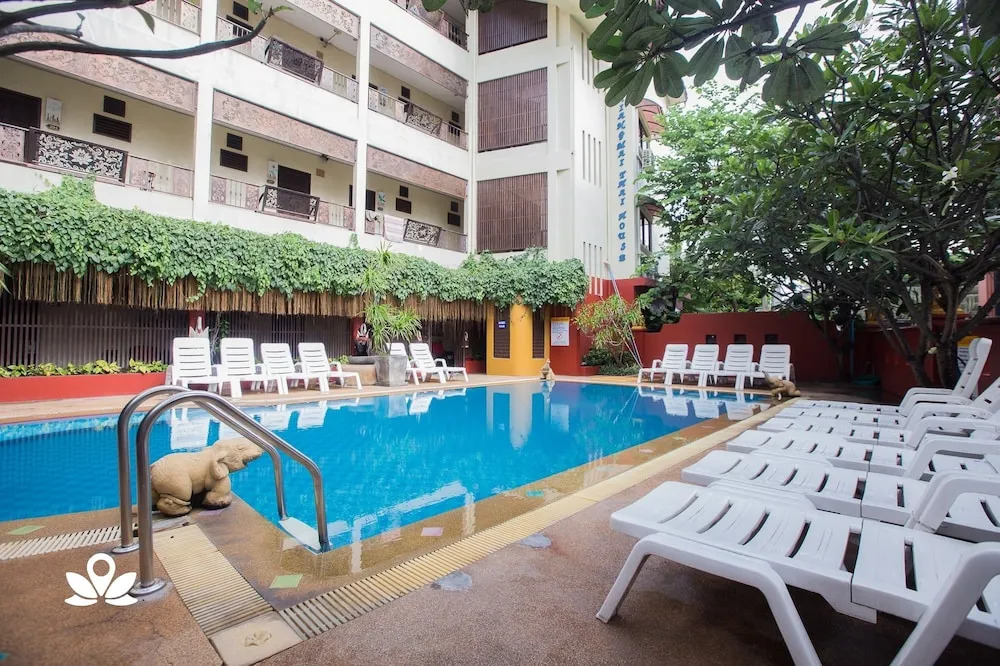 ZEN Rooms Chiang Mai Thai House
