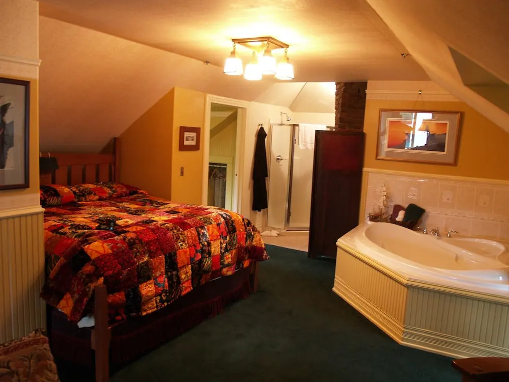 Alaskas Capital Inn Bed and Breakfast