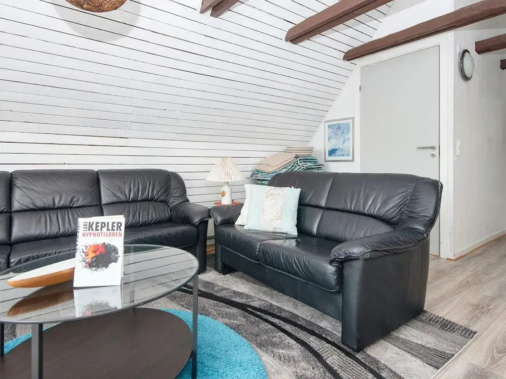 6 person holiday home in Ebeltoft