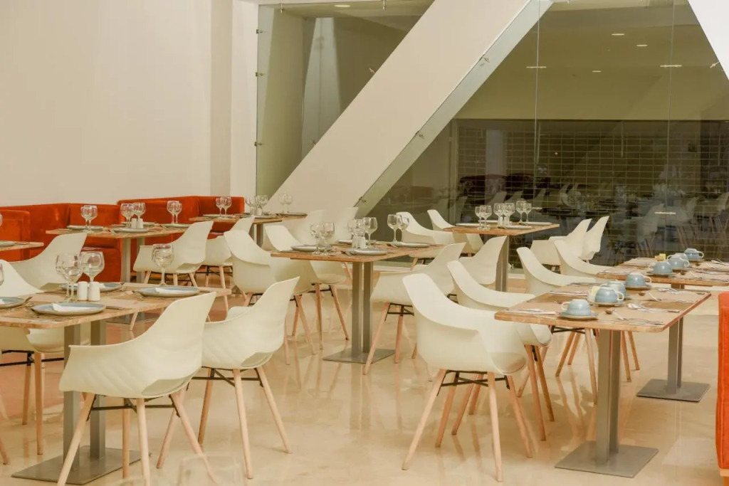 Hotel Dorado Plaza Alto Prado