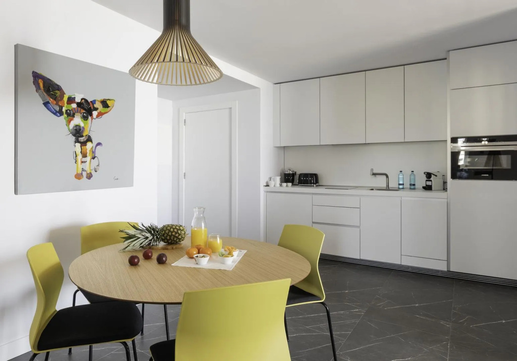 Pure Salt Residences