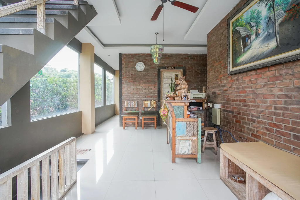Kememai Hostel