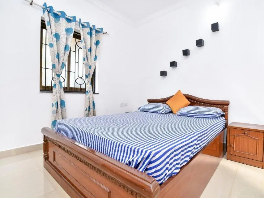 Esha Apartments
