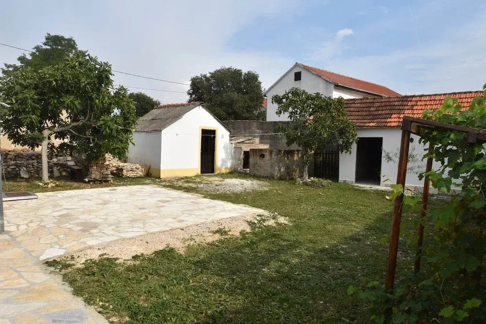 This Pleasant Holiday Home is an Ideal Starting Point to Explore Dalmatia