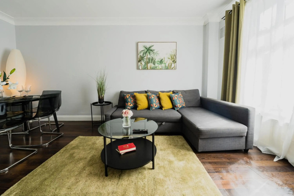 2-bedroom Apartment in Baker Street
