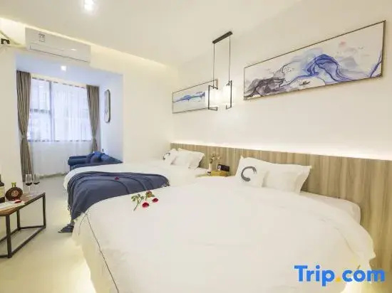Xiamen Baiyueju Homestay