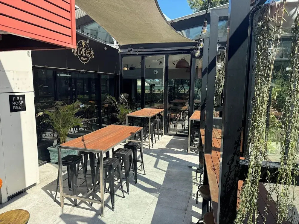 Native Rose Hotel