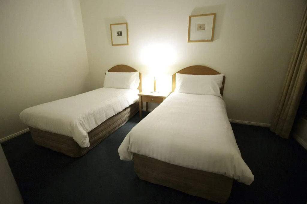 Carlyle Suites & Apartments