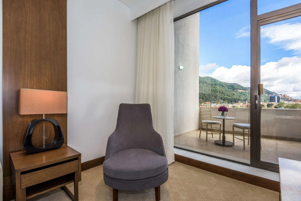 NH Collection Bogotá Royal Teleport