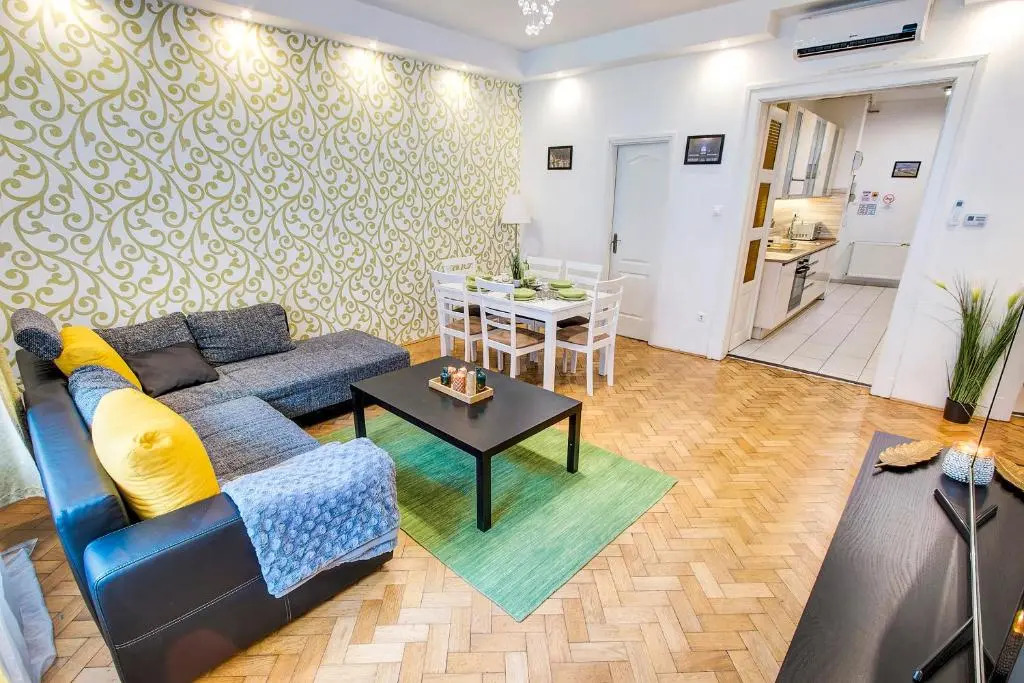 Real Apartments Kertesz
