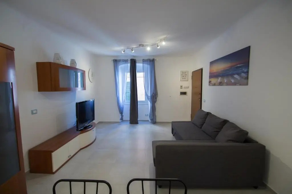 Appartamento piazza Buccelli a 10 mt dal mare
