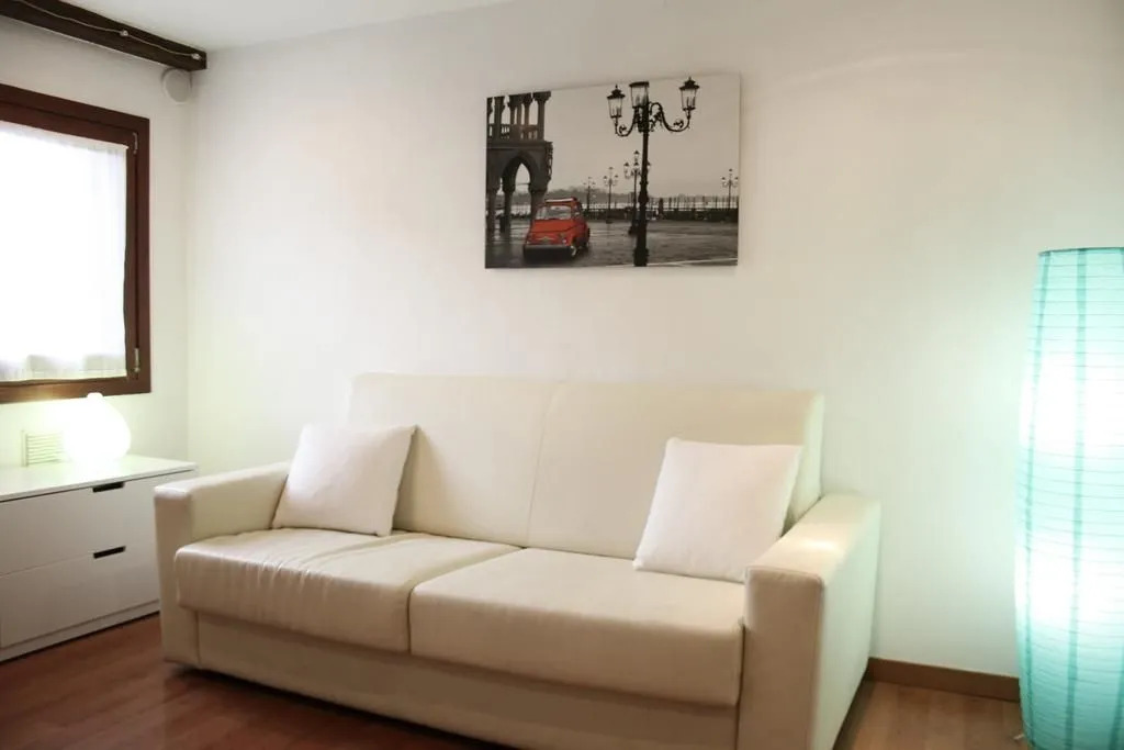 Cool Apartments Venice