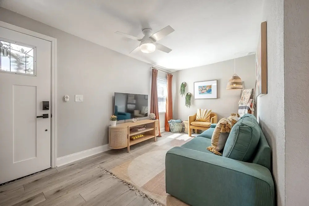 2501 W North B St, Unit 7