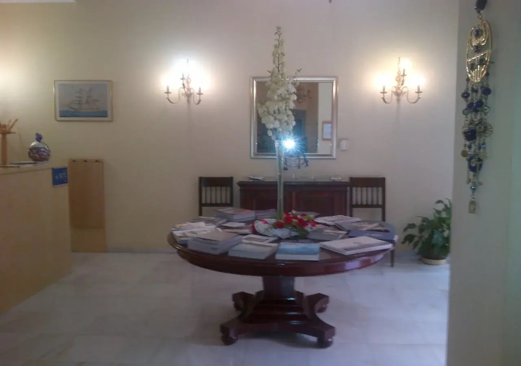 Efplias Hotel Apartments and Suites