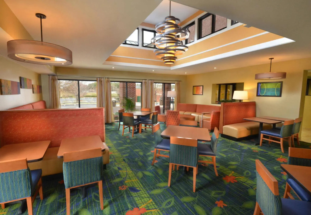 Fairfield by Marriott Inn & Suites Charlottesville North