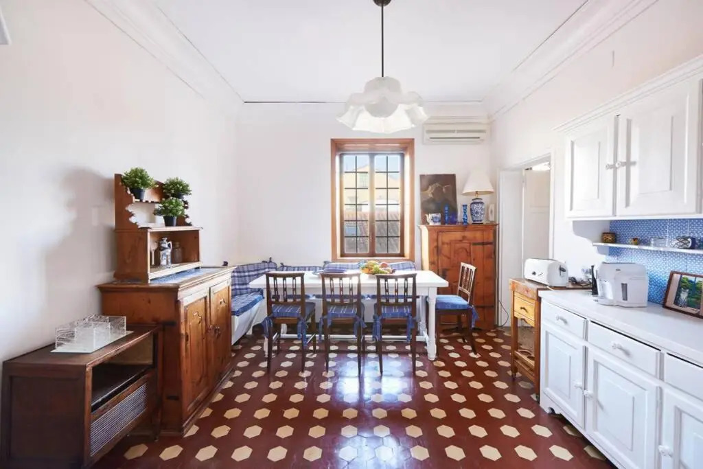 Ca' Fenice, charming apartment in San Marco, sleep 7