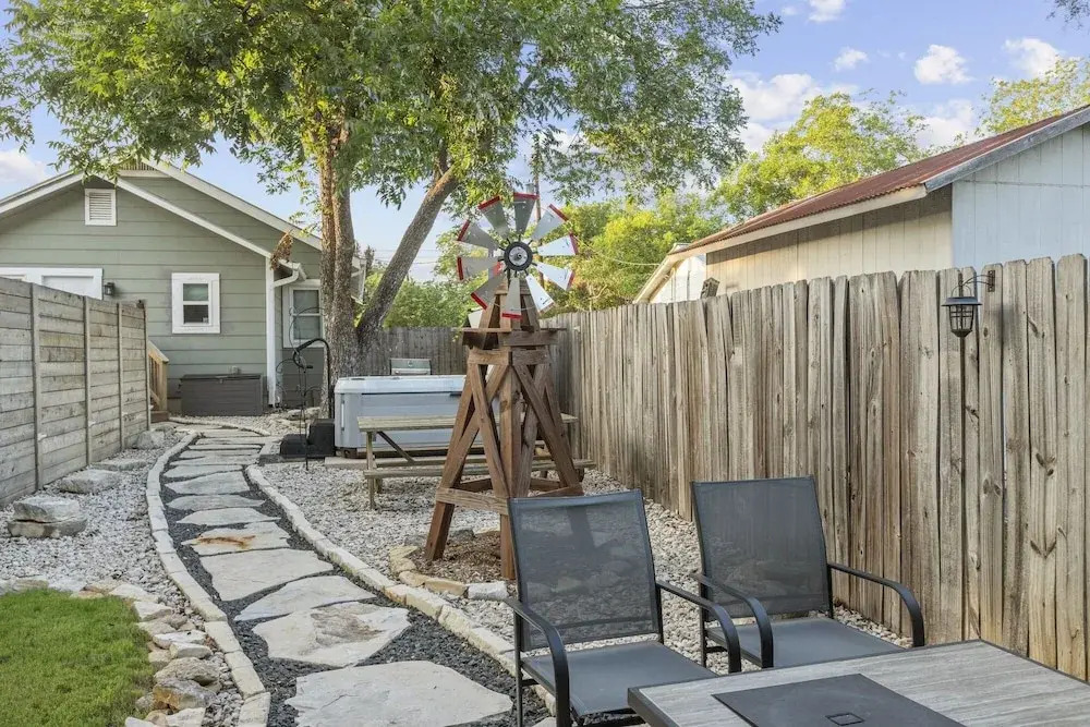 1929 Craftsman Charmer 2 Bedroom Home