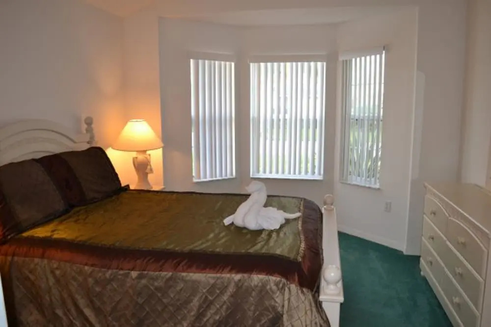 Royal Palms 511