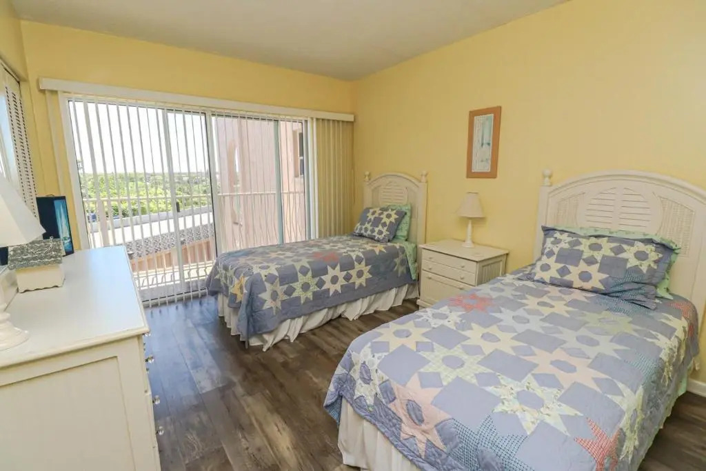Creston House 10C