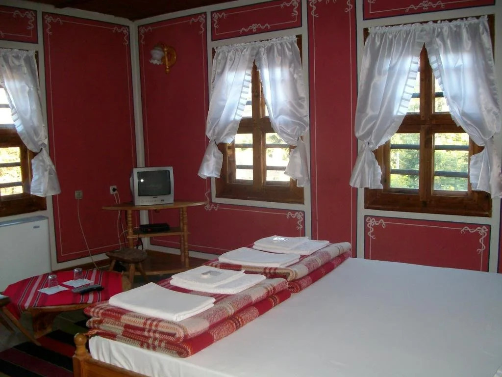 Trayanova Guest House