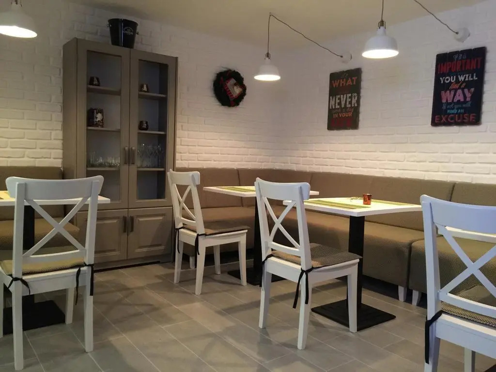 UpperHouse Suites & More
