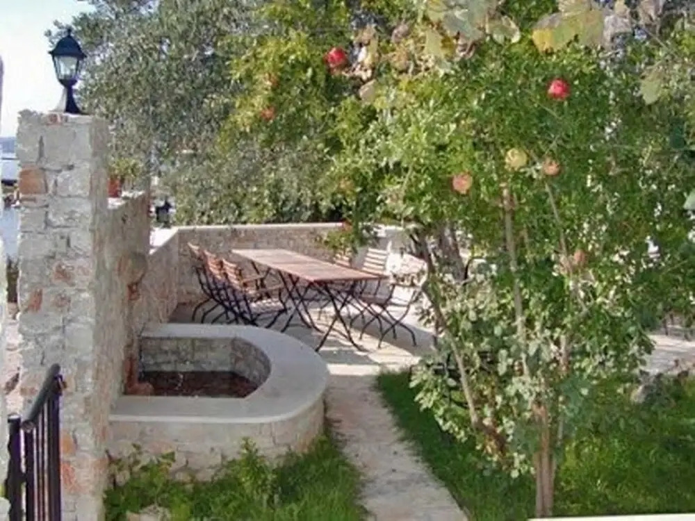 Doria - 20m From Beach - A3 Doric