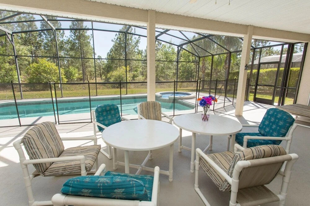 Newly Renovated Gorgeous Modern 4 Bed Villa With South Facing Pool & Spa