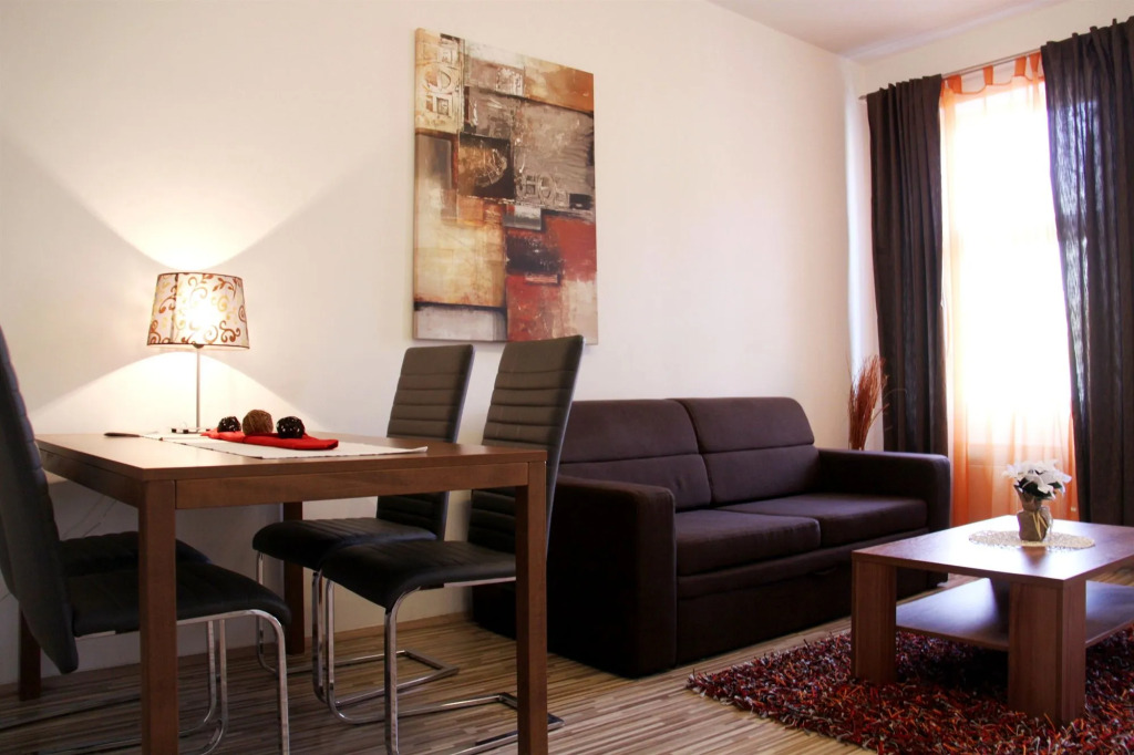CheckVienna – Apartment Huetteldorfer Strasse