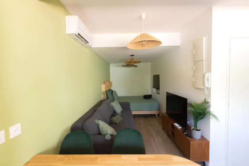 Au Bali Studio