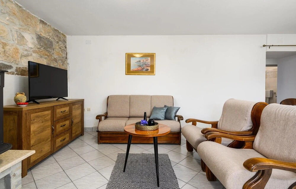 Amazing Apartment in Podpican With 2 Bedrooms, Wifi and Outdoor Swimming Pool