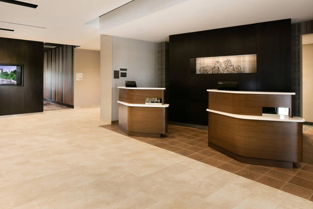 Courtyard by Marriott Omaha Bellevue at Beardmore Event Center