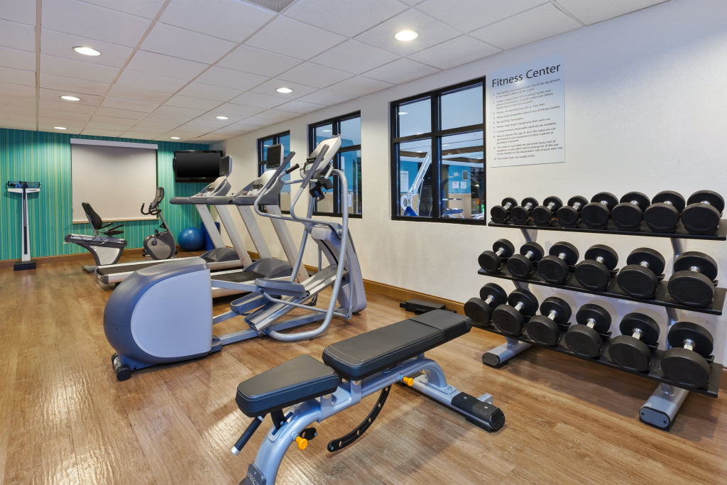 Holiday Inn Express Hotel & Suites Warminster-Horsham by IHG