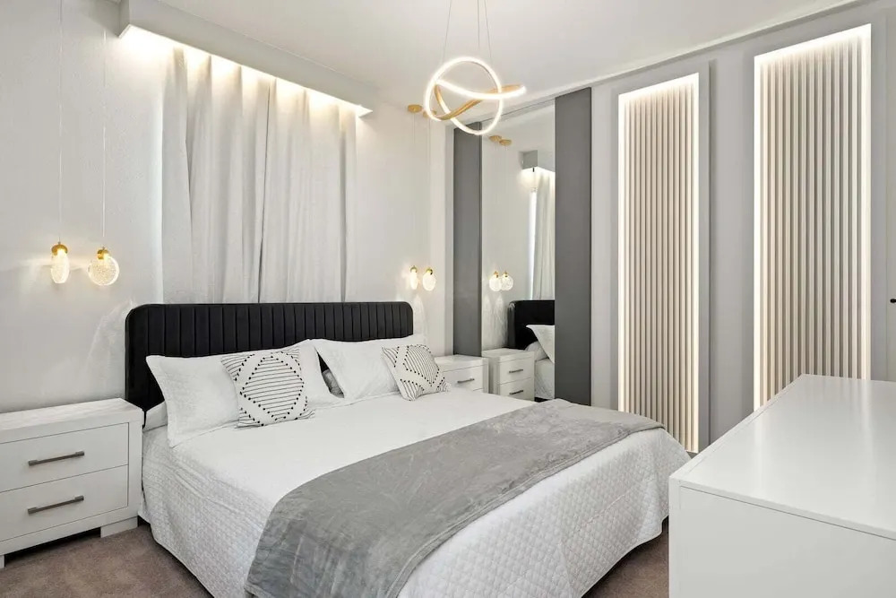 Stay in Style: Townhome by Disney w Resort Perks