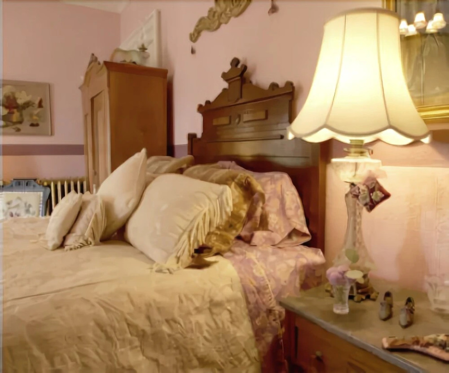 Moondance Inn Bed & Breakfast