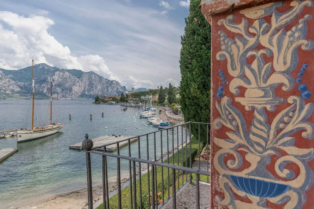 Lake Front Villa Schlosser