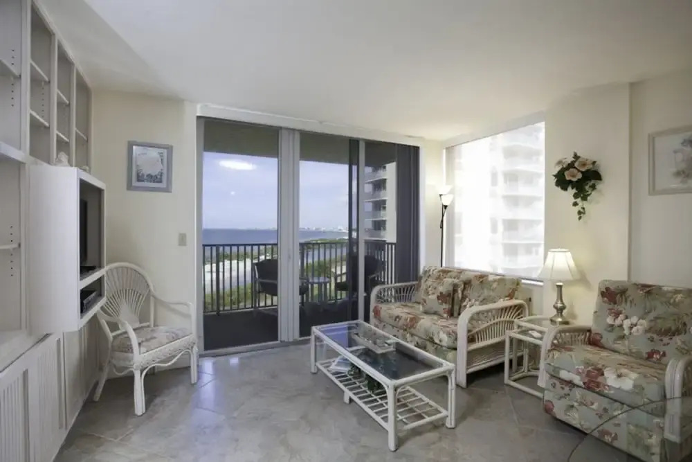 Fort Myers Beach Area 7360