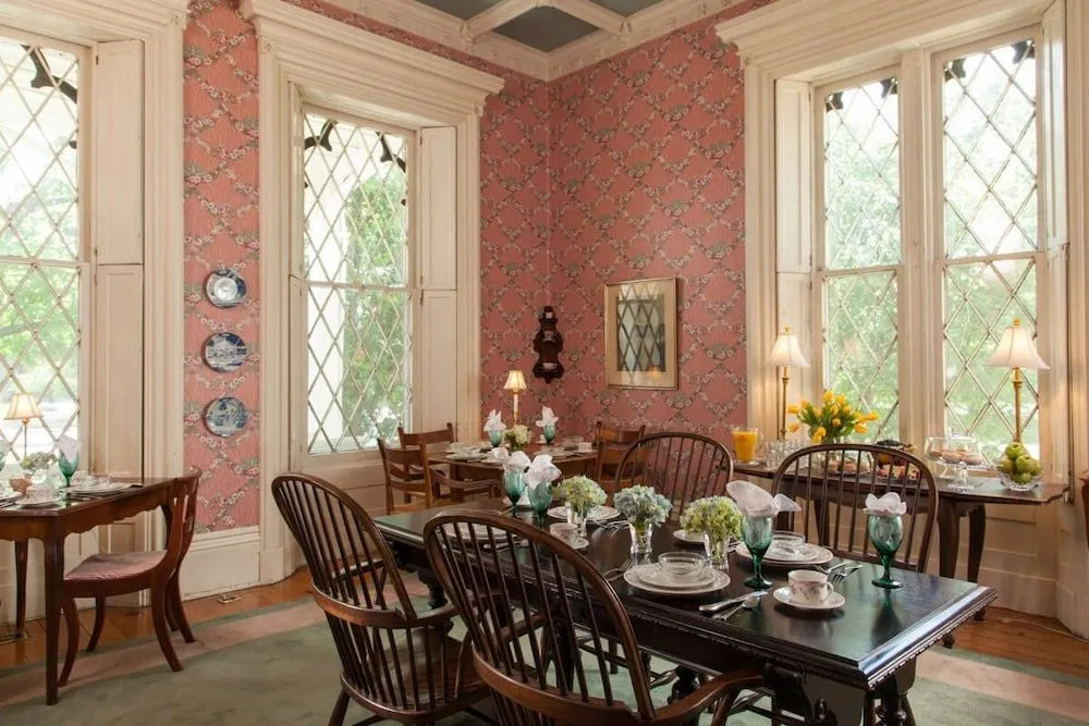 Inn at Woodhaven-In the Heart of the Bourbon Trail-Over 12 Distilleries Nearby