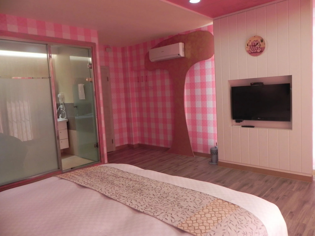 Zhuyuan Ju B&B