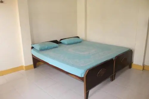 Singh Guest House