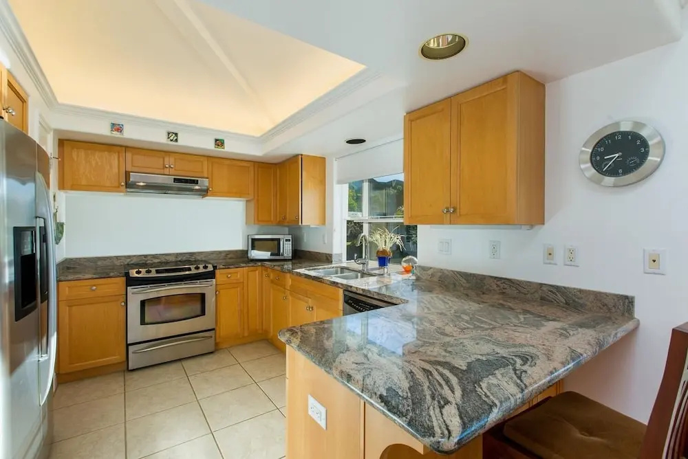 S Of Kamalii 47 3 Bedroom Home by RedAwning