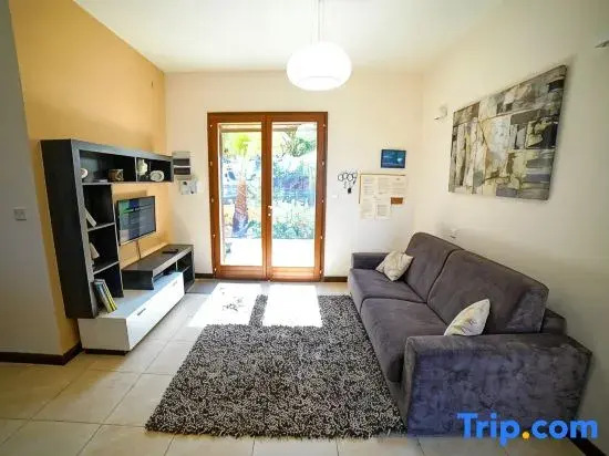GetawayNpetto - 2 bedrooms (sleeps 4 +2 kids) Fort Chambray Ghajnsielem village