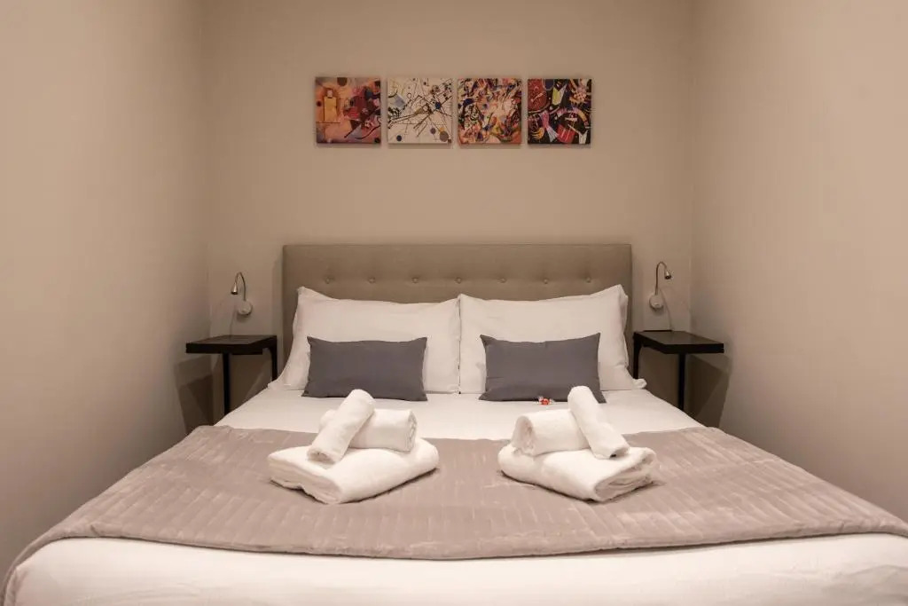XXIV Domus Luxury Suites