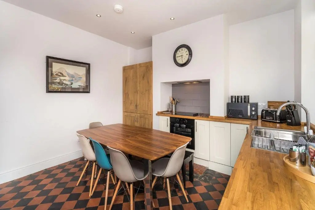 3 The Townhouse