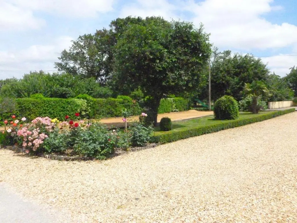 Spacieuse fermette près des châteaux & Zoo de Beauval avec activités et grand jardin - FR-1-591-218