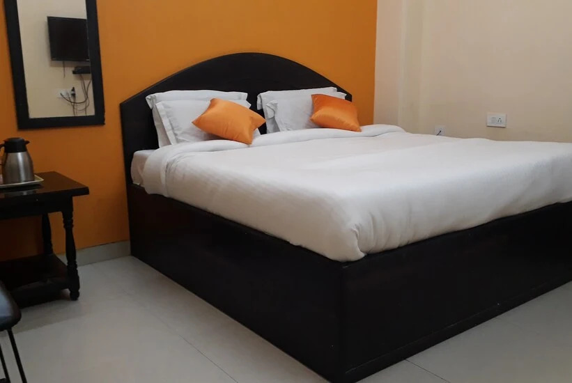 Hotel Pal Avadh