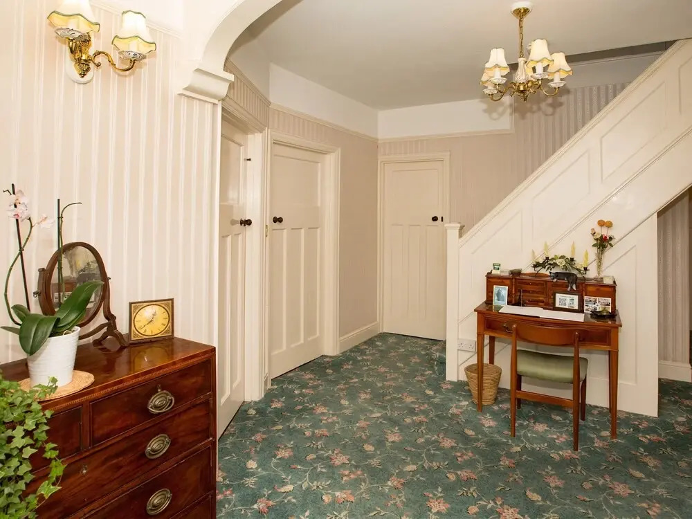 Eypeleaze B & B