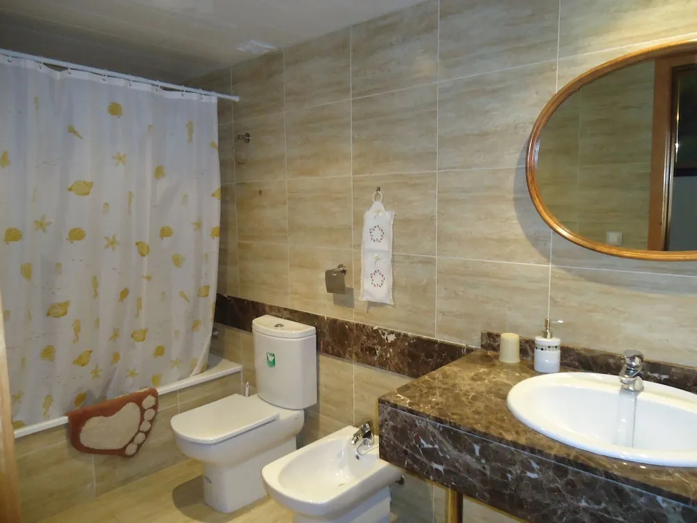 Avenida Fenals Apartment