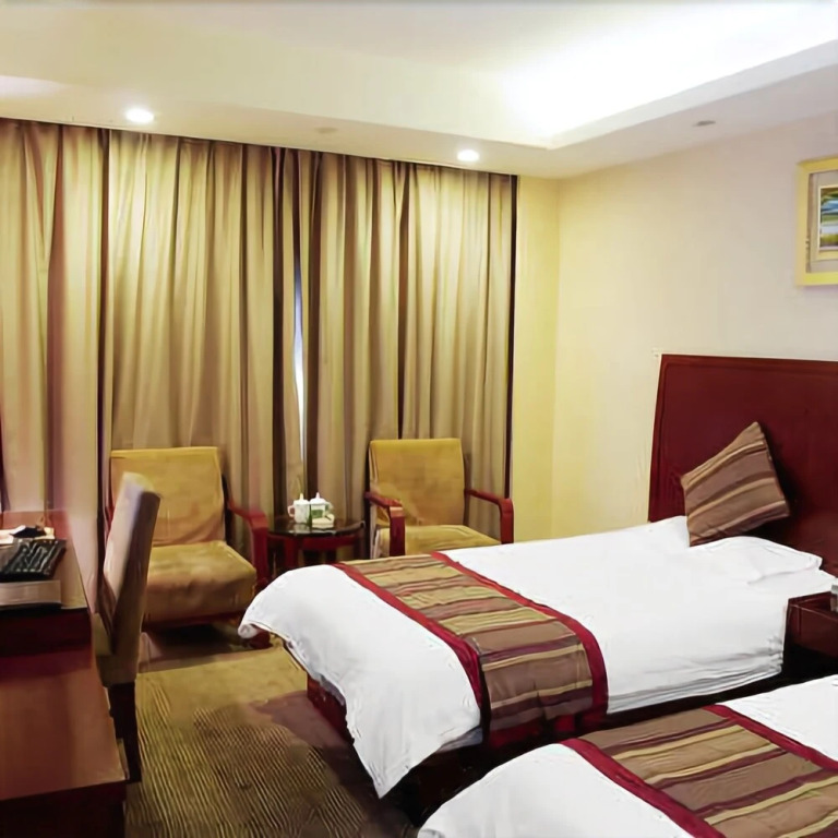 Radow Hotel Chain (Wenzhou Railway Station)