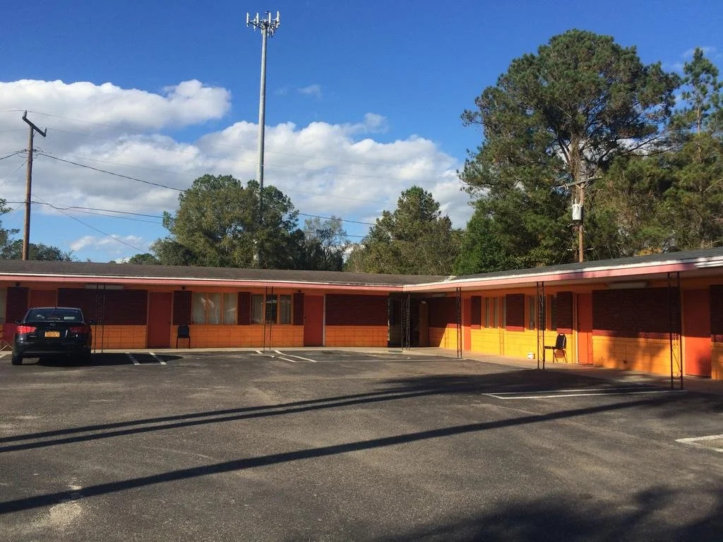 Holiday Terrace Motel