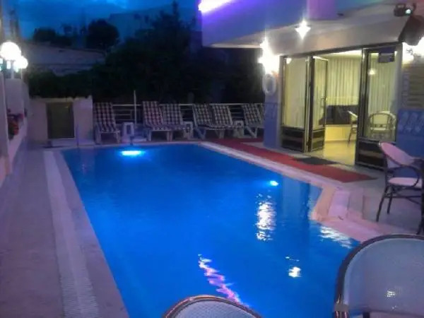 Defne & Zevkim Hotel